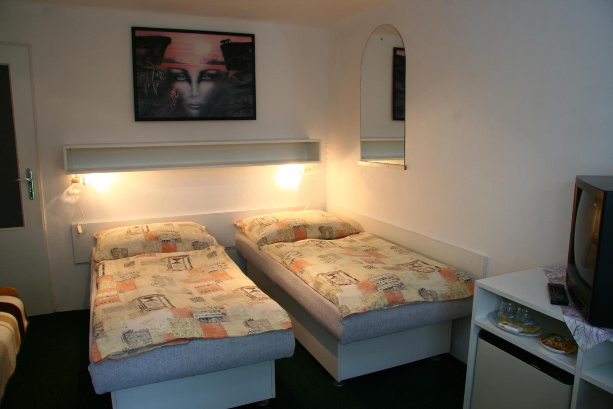 Penzion Kapitan Jindřichŭv Hradec Ngoại thất bức ảnh